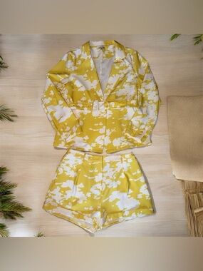 Sunshine Abstract Belted Blazer Short Set